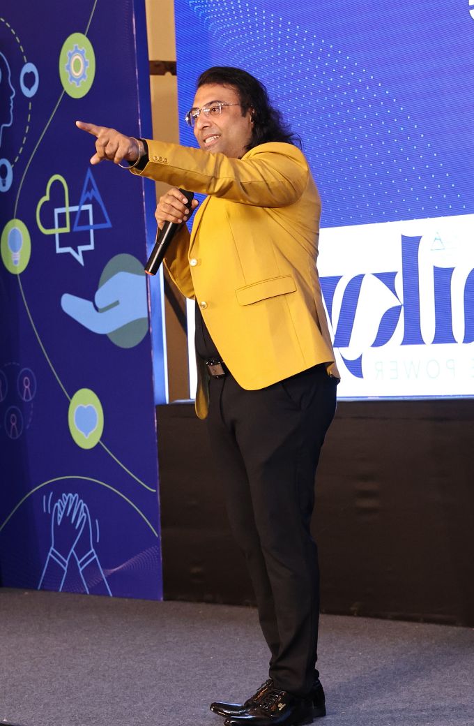 Dr. Mathew Thomas - Leadership Trainer in Pune